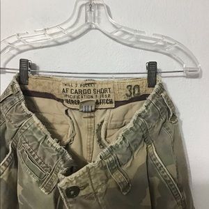 Abercrombie & Fitch Men’s camouflage cargo shorts